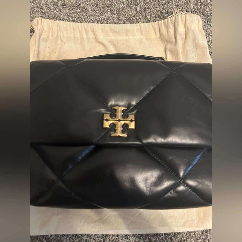 Tory Burch Black Quilted Leather Shoulder Bag with Gold Chain - Picture 8 of 15